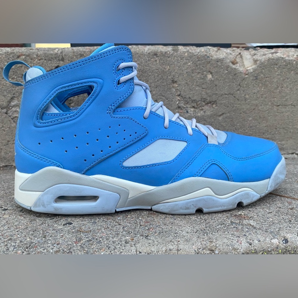 Jordan FLTCLB '91 “Legend Blue”